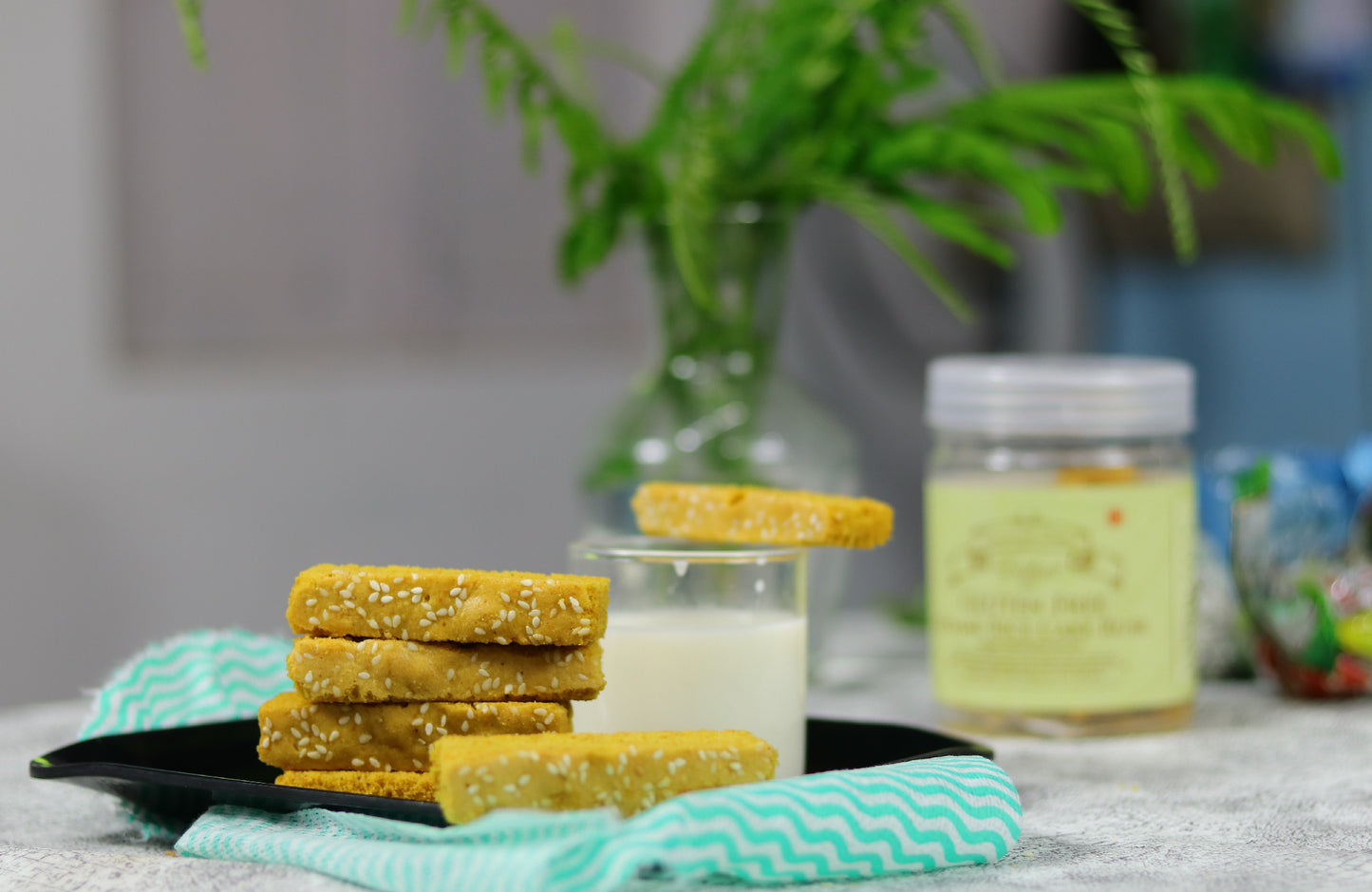 Erika’s Gluten-free Sesame Rice Cake Rusk 100gm - Erika's Gluten Free