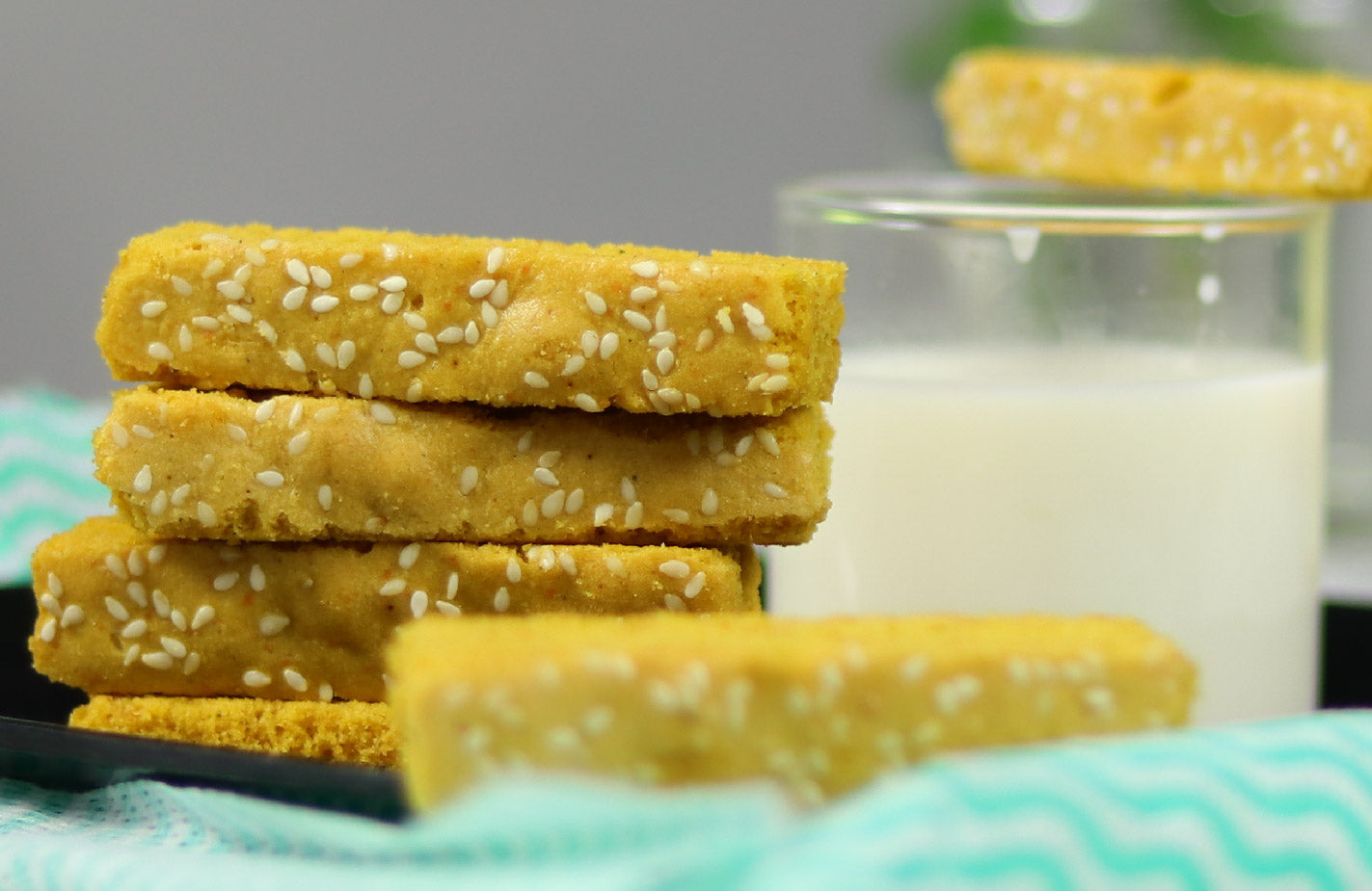 Erika’s Gluten-free Sesame Rice Cake Rusk 100gm - Erika's Gluten Free